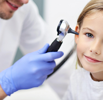 عيادة دكتور انس ابوشملة - نقدم خدمات متكاملة وخدمات طبية متكاملة من الأذن والأنف والحنجرة - وعمليات تجميل ألانف - Dr. Anas Abu Shamleh Clinic - We provide integrated services and integrated medical services from ear, nose and throat - and rhinoplasty surgeries