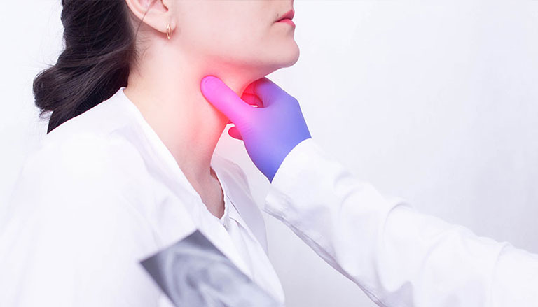 هل يسبب عدوى فيروس الورم الحليمي البشري أورام الحلق والفم والجيوب الأنفية